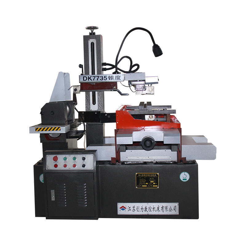 DK77735 AZ DESEMPENHO ESTÁVEL DE EPREPER CNC EDM EDM Máquina de corte de alta velocidade