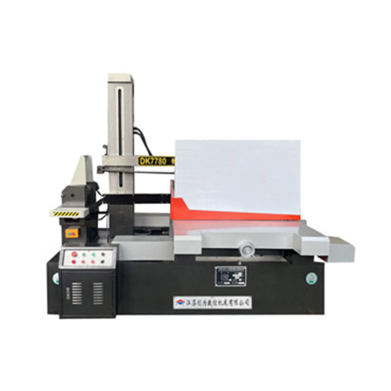 DK7780 ± 30 ° AZ Resposta de emergência rápida CNC EDM Máquina de corte de arame de alta velocidade