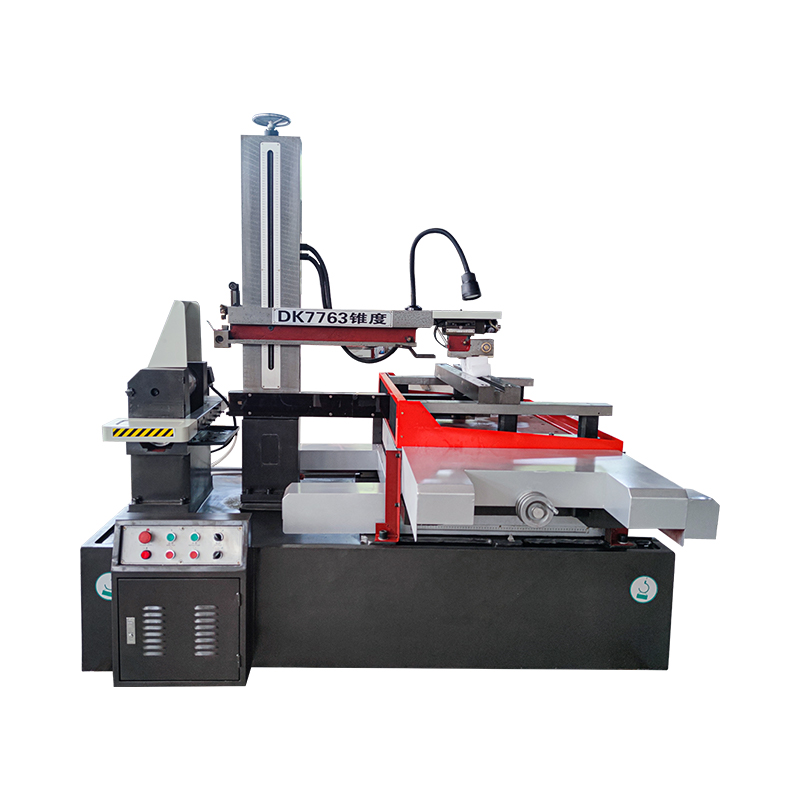 DK7763 Modelo F não padrão AZ Protecção de sobrecorrente CNC EDM Máquina de corte de alta velocidade EDM